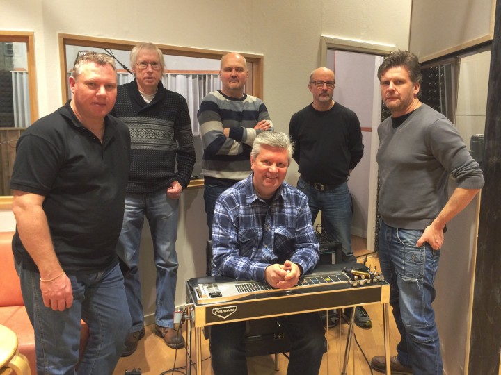 Four Leaf Clover, country band i studio